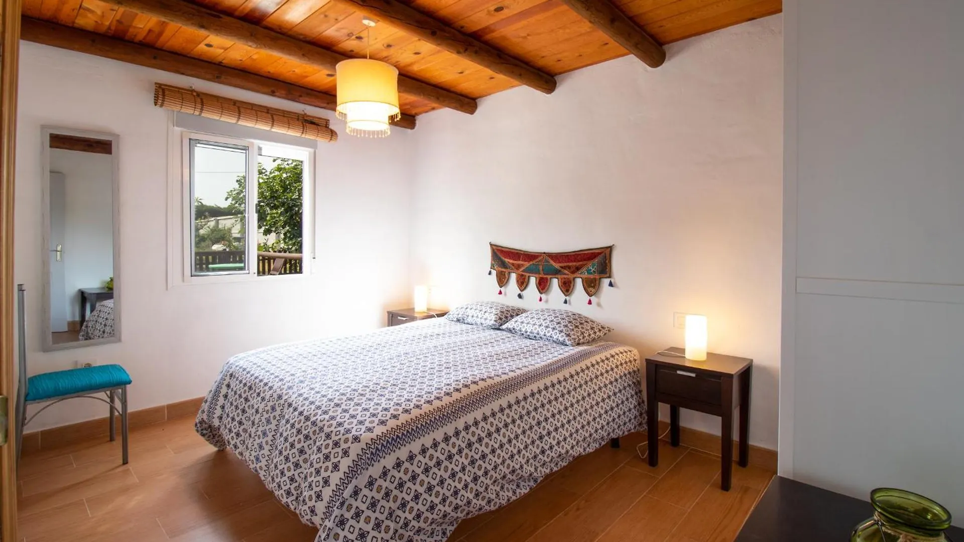 Karma House Guest House Casares Spain